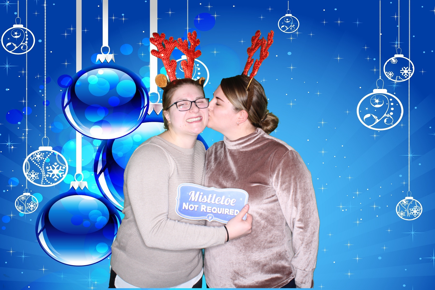 Advanced Care Hospital of Montana Holiday Party | View more photos from the event at gallery.photoboothbillings.com/u/PhotoBoothBillings/Advanced-Care-Hospital-of-Montana-Holiday-Party